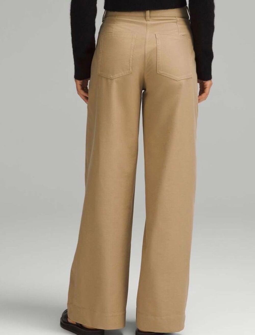 NWOT  Lululemon City Sleek Utilitech Extra-Wide-Leg Pant